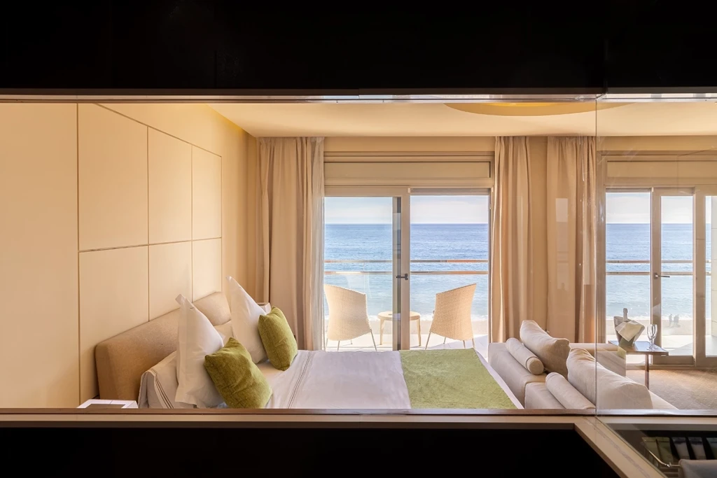 The room has access to the balcony with sea view