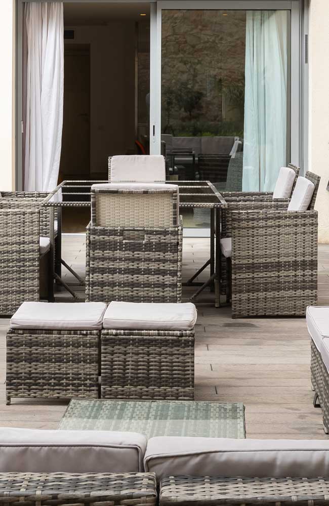 Acogedor patio amueblado para relajarse