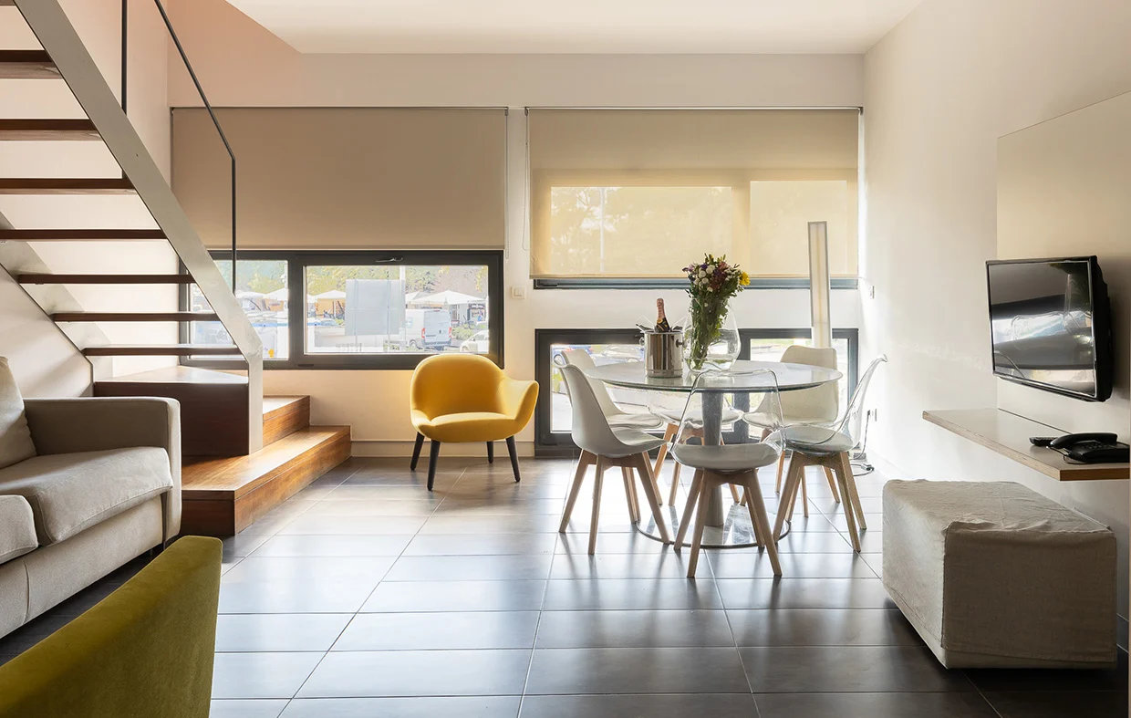 Vue intérieure du duplex à deux chambres