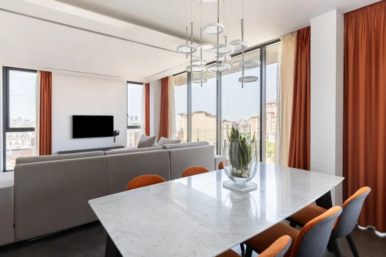 Résidence luxueuse de trois chambres en duplex